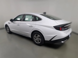 Hyundai Sonata SE FWD 2025