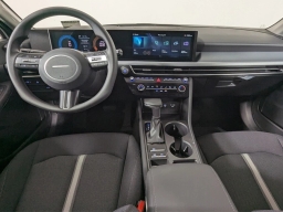 Hyundai Sonata SE FWD 2025