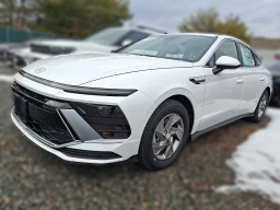 Hyundai Sonata SE FWD 2026