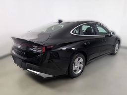 Hyundai Sonata SE FWD 2026