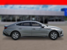 Hyundai Sonata SE FWD 2026