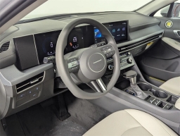 Hyundai Sonata SE FWD 2025