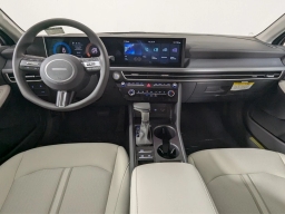 Hyundai Sonata SE FWD 2025