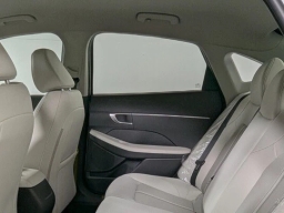 Hyundai Sonata SE FWD 2025