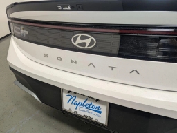 Hyundai Sonata SE FWD 2026