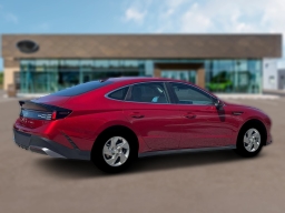 Hyundai Sonata SE FWD 2026