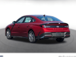 Hyundai Sonata SE FWD 2025