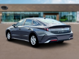 Hyundai Sonata SE FWD 2026