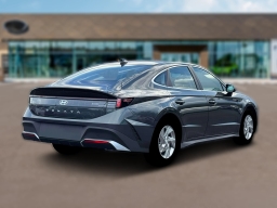 Hyundai Sonata SE FWD 2026