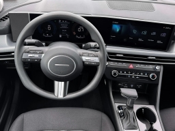 Hyundai Sonata SE FWD 2026