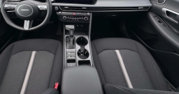 Hyundai Sonata SE FWD 2026