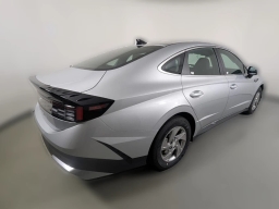 Hyundai Sonata SE FWD 2025