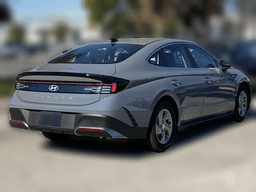Hyundai Sonata SE FWD 2026