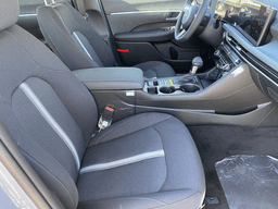 Hyundai Sonata SE FWD 2026