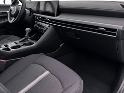 Hyundai Sonata SE FWD 2026