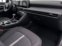 Hyundai Sonata SE FWD 2026