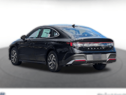 Hyundai Sonata Hybrid Blue FWD 2026
