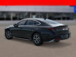 Hyundai Sonata Hybrid Blue FWD 2026