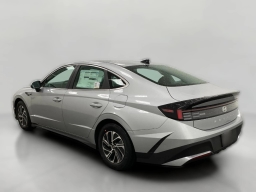 Hyundai Sonata Hybrid Blue FWD 2026