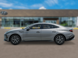 Hyundai Sonata Hybrid Blue FWD 2026