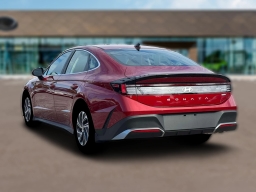 Hyundai Sonata Hybrid Blue FWD 2026