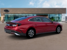 Hyundai Sonata Hybrid Blue FWD 2026