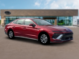 Hyundai Sonata Hybrid Blue FWD 2026