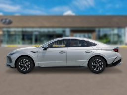 Hyundai Sonata Hybrid Blue FWD 2026