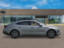 Hyundai Sonata Hybrid Blue FWD 2026