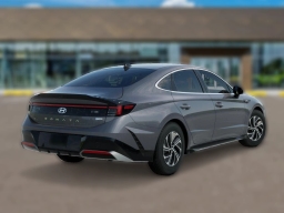 Hyundai Sonata Hybrid Blue FWD 2026