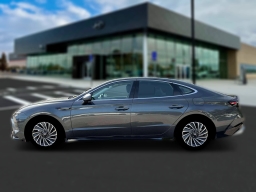 Hyundai Sonata Hybrid SEL FWD 2026