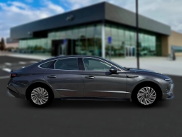 Hyundai Sonata Hybrid SEL FWD 2026