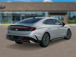 Hyundai Sonata Hybrid SEL FWD 2026