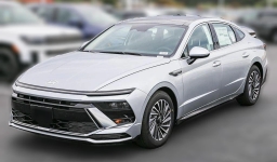 Hyundai Sonata Hybrid SEL FWD 2026