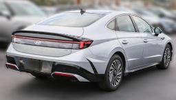 Hyundai Sonata Hybrid SEL FWD 2026