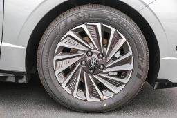 Hyundai Sonata Hybrid SEL FWD 2026