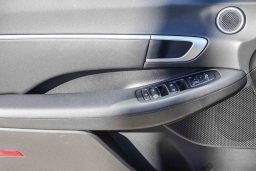 Hyundai Sonata Hybrid SEL FWD 2026