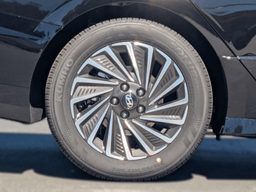 Hyundai Sonata Hybrid SEL FWD 2026