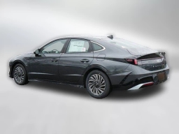 Hyundai Sonata Hybrid SEL FWD 2026
