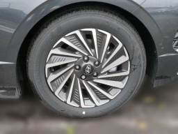 Hyundai Sonata Hybrid SEL FWD 2026