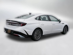 Hyundai Sonata Hybrid SEL FWD 2026