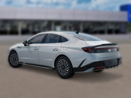 Hyundai Sonata Hybrid SEL FWD 2026