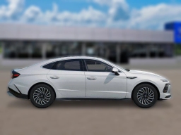 Hyundai Sonata Hybrid SEL FWD 2026