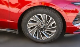 Hyundai Sonata Hybrid SEL FWD 2025