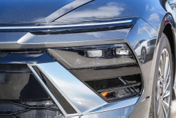 Hyundai Sonata Hybrid SEL FWD 2026