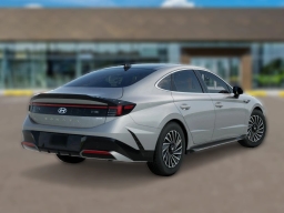 Hyundai Sonata Hybrid SEL FWD 2026