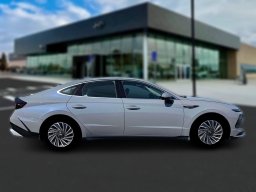 Hyundai Sonata Hybrid SEL FWD 2026