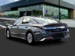 Hyundai Sonata Hybrid Limited FWD 2026