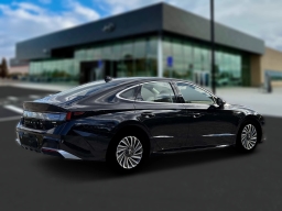 Hyundai Sonata Hybrid Limited FWD 2026