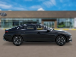 Hyundai Sonata Hybrid Limited FWD 2026